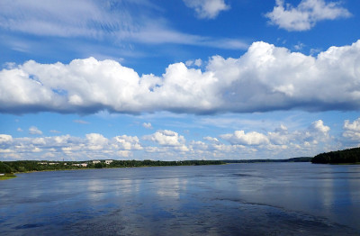 P72502820.jpg